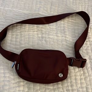 lululemon belt bag